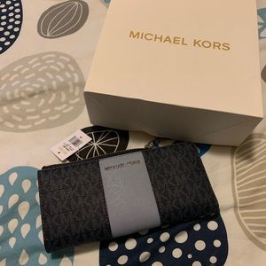 MK wallet